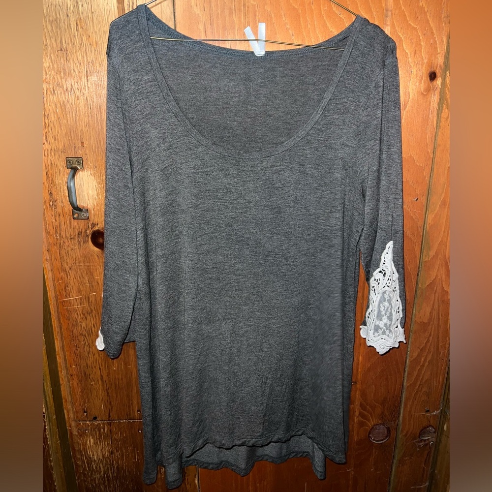 NWOT Women’s Vanity Top Size Large